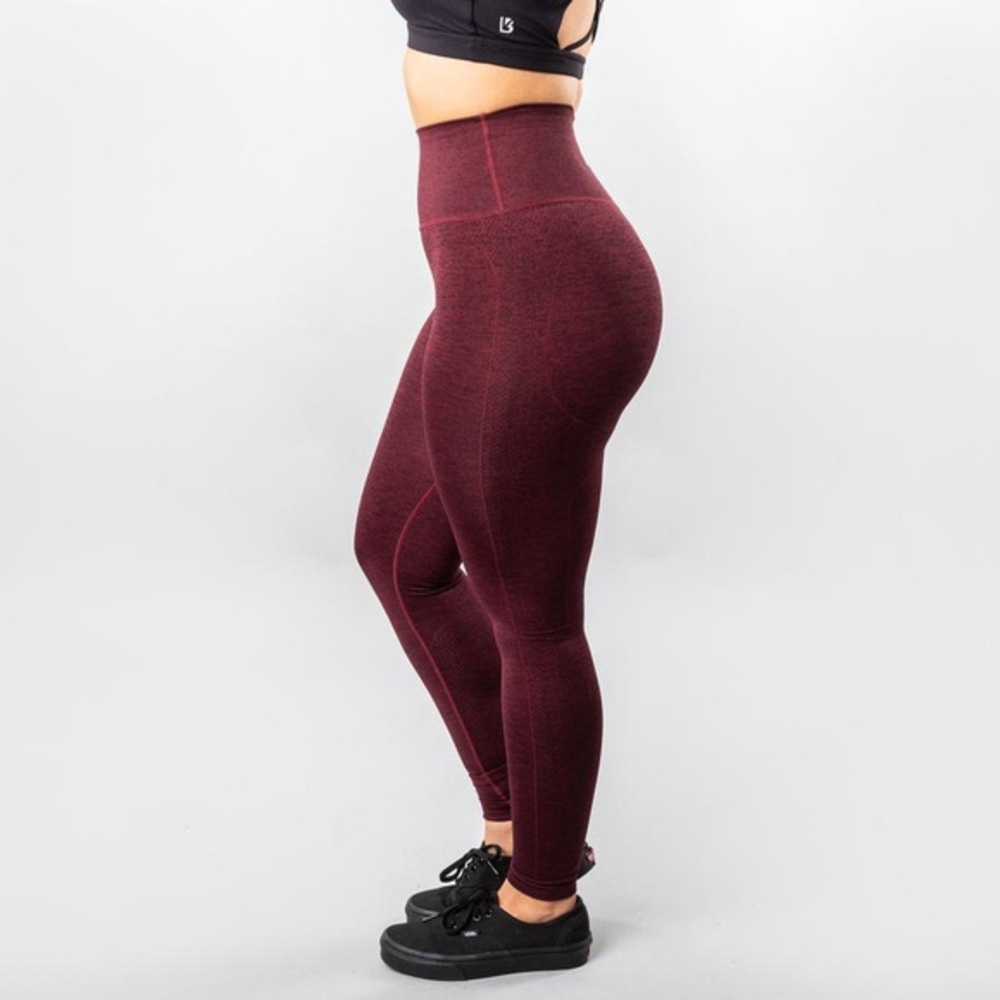 NWOT BuffBunny Goddess Leggings